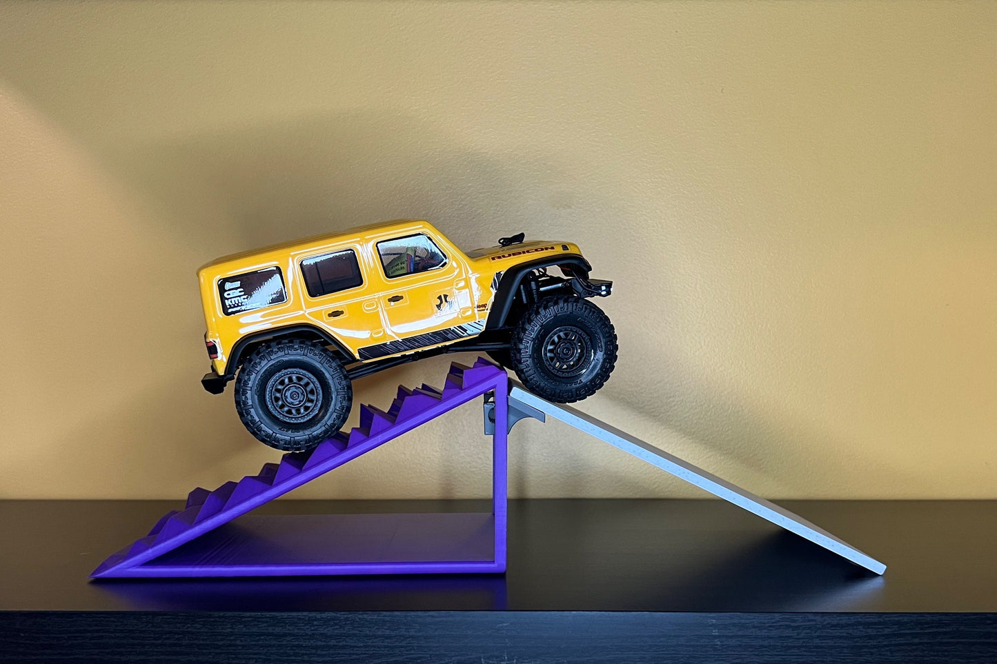 1/24th Ramp Peaked Terrain with Up / Down Ramp - Monster Truck - Crawler Scale - Works as Display Stand - Anti Slip Rubber Feet - Expandable