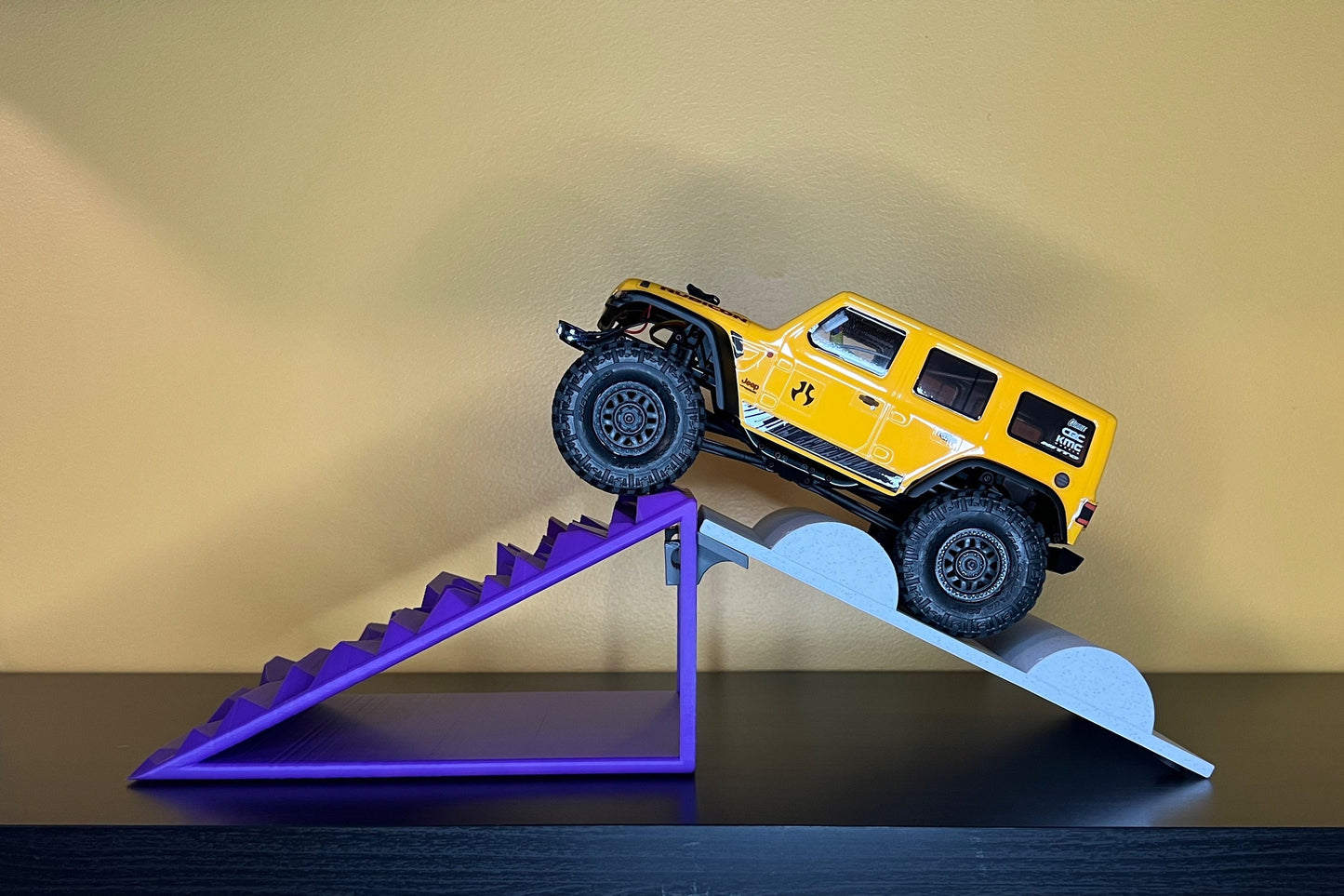 1/24th Ramp Peaked Terrain with Up / Down Ramp - Monster Truck - Crawler Scale - Works as Display Stand - Anti Slip Rubber Feet - Expandable