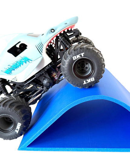 Jeff Did It! - 1/16-1/18th RC Monster Truck Ramp C - 260MM Wide 272mm Deep 103mm High - Includes 8 Anti Slip Rubber Feet - Catch Big Air!
