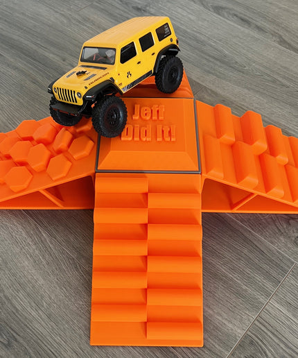 1/24th 4 Ramp Set with Center Tower - Monster Truck - Crawler Scale - Display - Includes Anti Slip Rubber Feet - Expandable