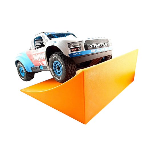 Jeff Did It! - 1/16-1/18th RC Car Truck Kick It! Ramp - 250mm Wide 230mm Deep 98mm High - Includes 8 Anti Slip Rubber Feet - Catch Big Air!