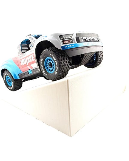 Jeff Did It! - 1/16-1/18th Car Truck Old School Ramp - 250mm Wide 250mm Deep 98mm High - Includes 10 Anti Slip Rubber Feet - Catch Big Air!
