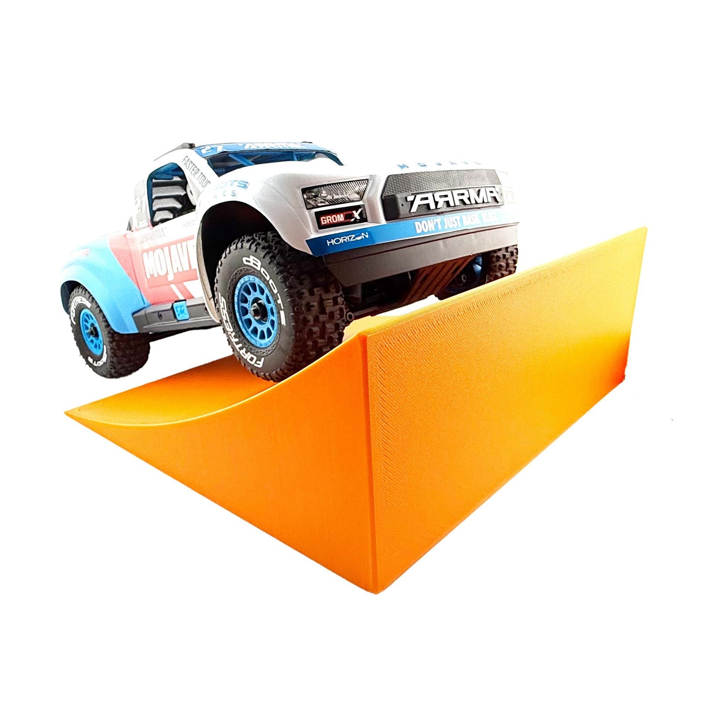 Jeff Did It! - 1/16-1/18th Car Truck Just a Kick Ramp - 250mm Wide 250mm Deep 98mm High - Includes 10 Anti Slip Rubber Feet - Catch Big Air!